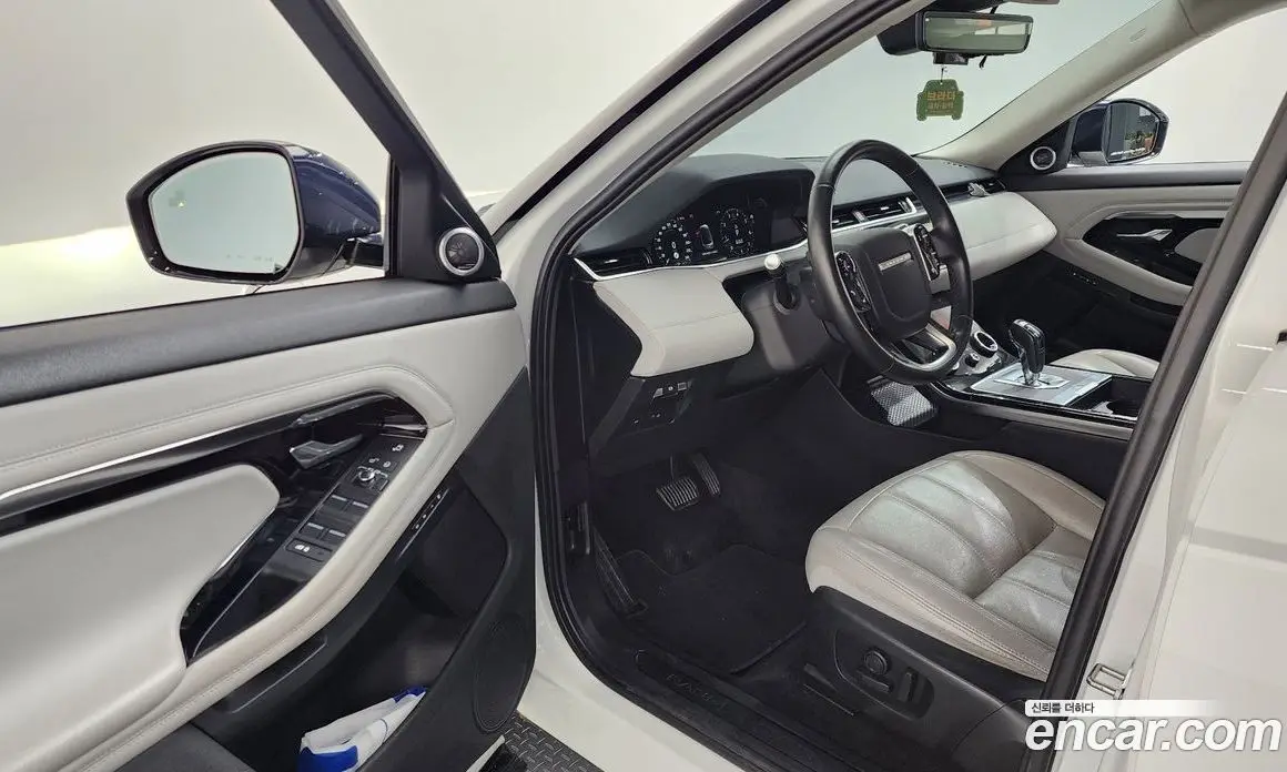 Land Rover Range Rover Evoque 2019 2.0 автомат (гидро), фото 13