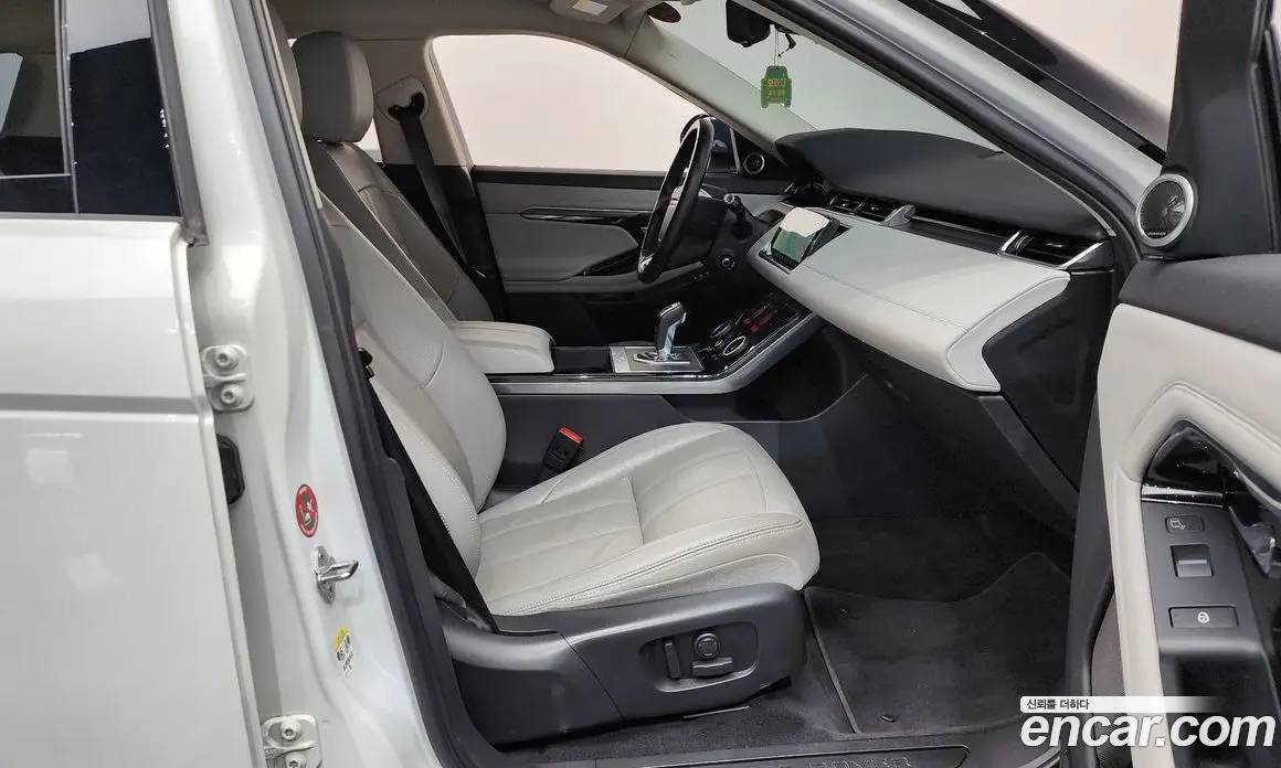 Land Rover Range Rover Evoque 2019 2.0 автомат (гидро), фото 16