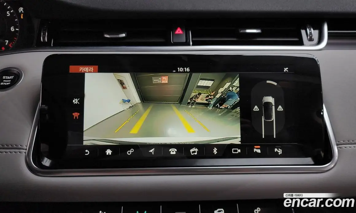 Land Rover Range Rover Evoque 2019 2.0 автомат (гидро), фото 20