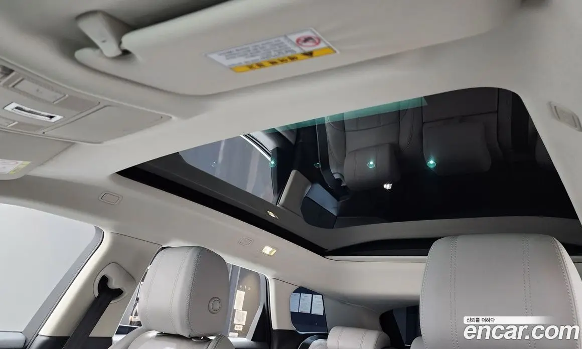 Land Rover Range Rover Evoque 2019 2.0 автомат (гидро), фото 24