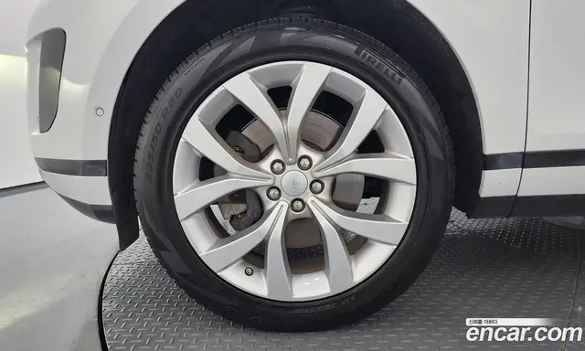Land Rover Range Rover Evoque 2019 2.0 автомат (гидро), миниатюра 5