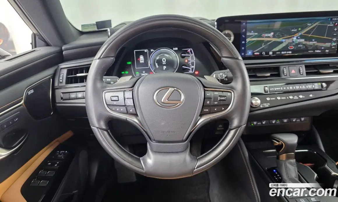 Lexus ES 2025 2.5 автомат (гидро), фото 13