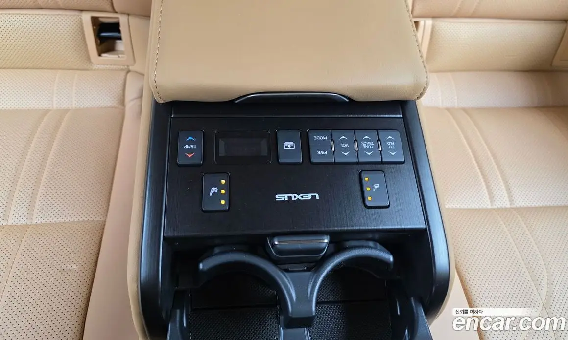 Lexus ES 2025 2.5 автомат (гидро), фото 19