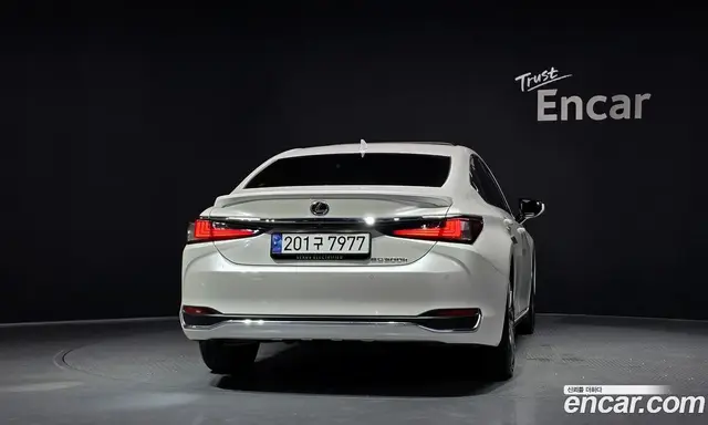 Lexus ES 2025 2.5 автомат (гидро), миниатюра 4