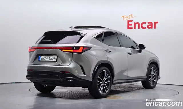 Lexus NX 2024 2.5 автомат (гидро), миниатюра 2