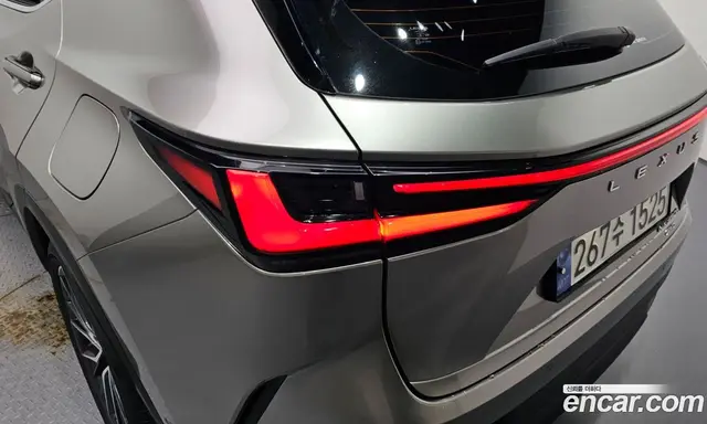 Lexus NX 2024 2.5 автомат (гидро), миниатюра 9