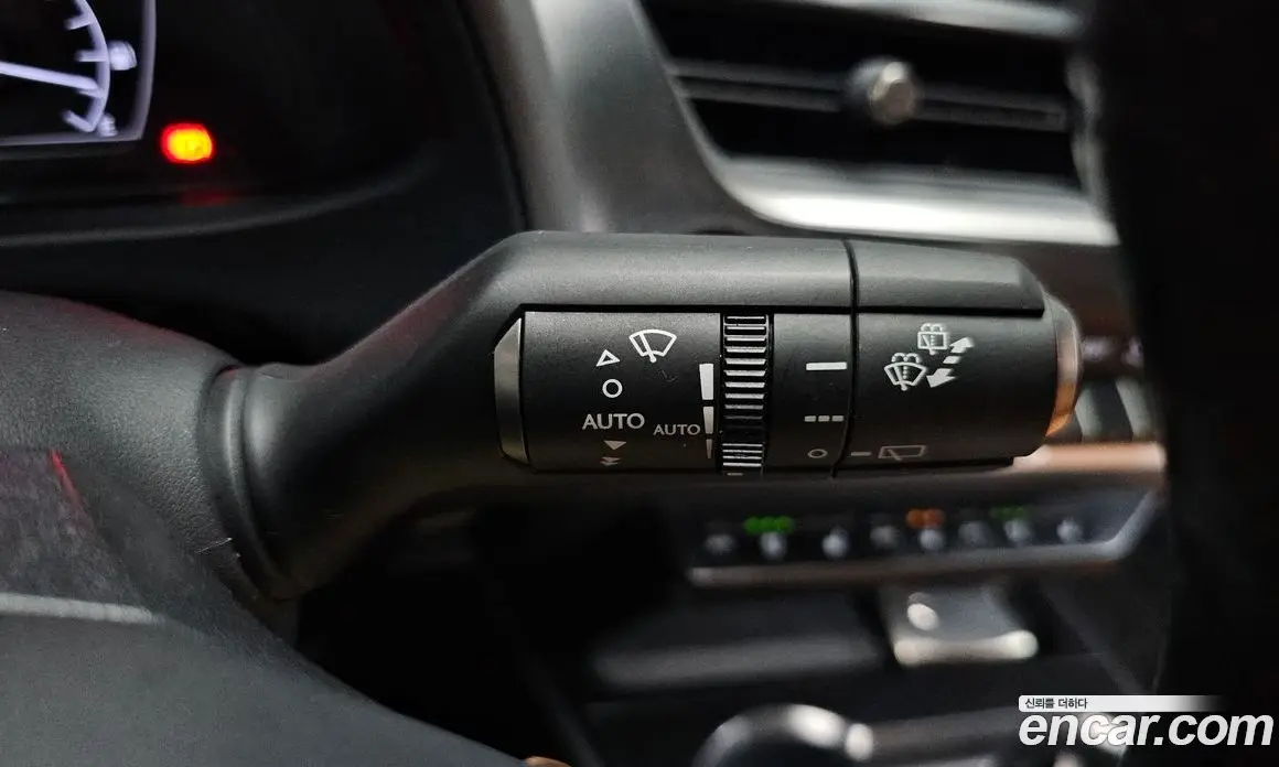 Lexus UX 2019 2.0 автомат (гидро), фото 25