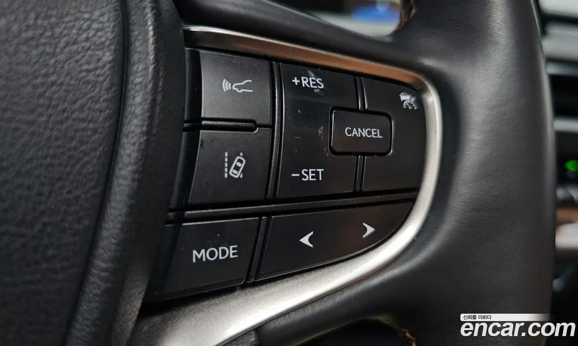 Lexus UX 2019 2.0 автомат (гидро), фото 29