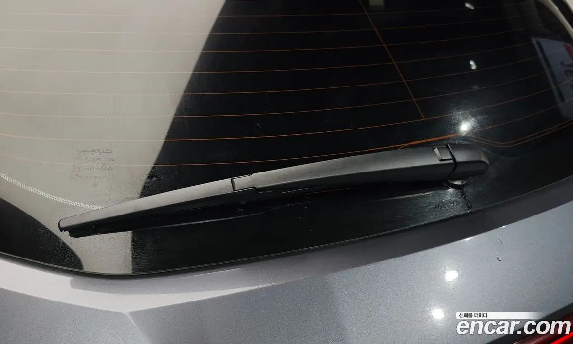 Lexus UX 2019 2.0 автомат (гидро), фото 32