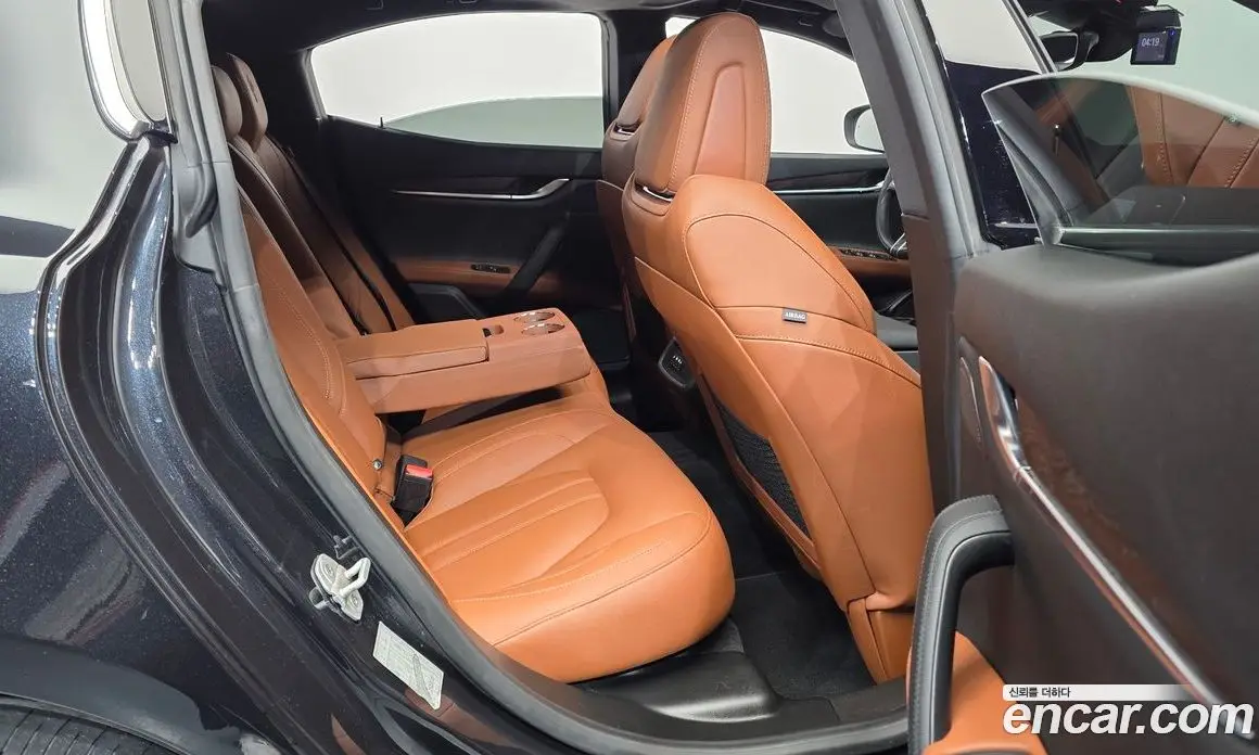 Maserati Ghibli 2019 3.0 автомат (гидро), фото 12
