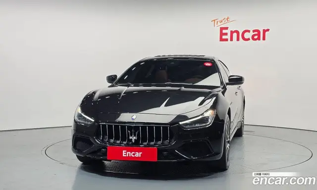 Maserati Ghibli 2019 3.0 автомат (гидро), миниатюра 3