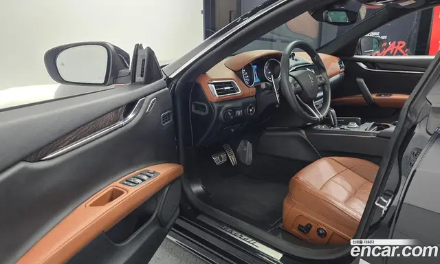 Maserati Ghibli 2019 3.0 автомат (гидро), миниатюра 10
