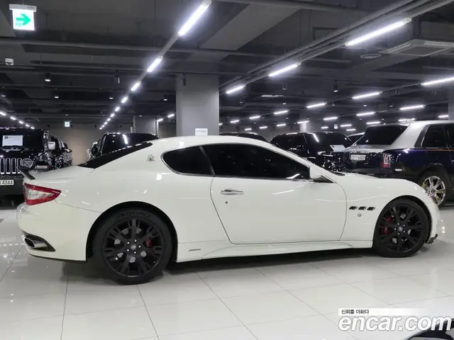 Maserati GranTurismo 2009 4.7 автомат (гидро), миниатюра 2