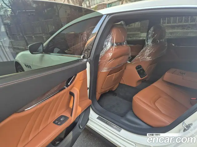 Maserati Quattroporte 2019 3.0 автомат (гидро), миниатюра 2