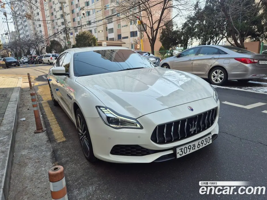 Maserati Quattroporte 2019 3.0 автомат (гидро), фото 15
