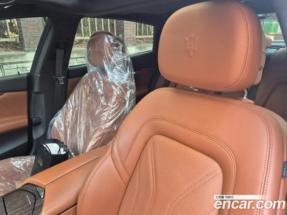 Maserati Quattroporte 2019 3.0 автомат (гидро), фото 16