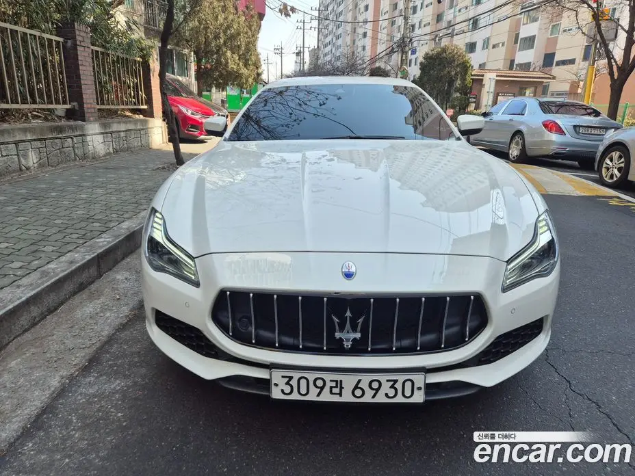 Maserati Quattroporte 2019 3.0 автомат (гидро), фото 17
