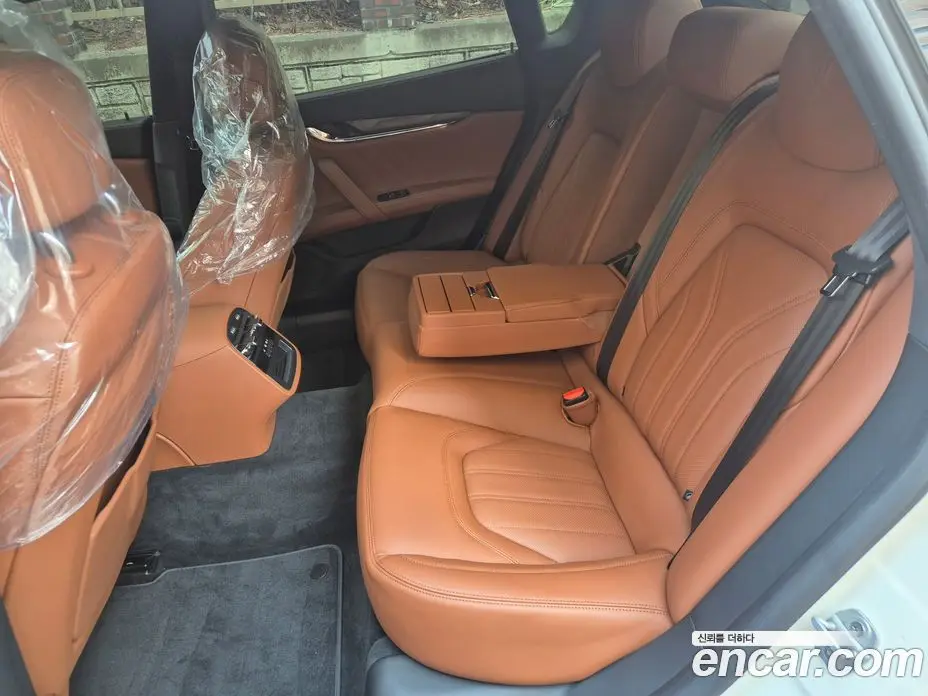 Maserati Quattroporte 2019 3.0 автомат (гидро), фото 9