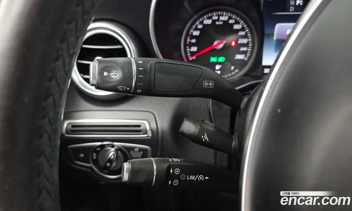 Mercedes-Benz C-Class 2016 2.0 автомат (гидро), фото 17
