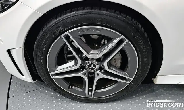 Mercedes-Benz C-Class 2019 2.0 автомат (гидро), миниатюра 5 Mercedes-Benz C-Class 2019 2.0 автомат (гидро), миниатюра 5