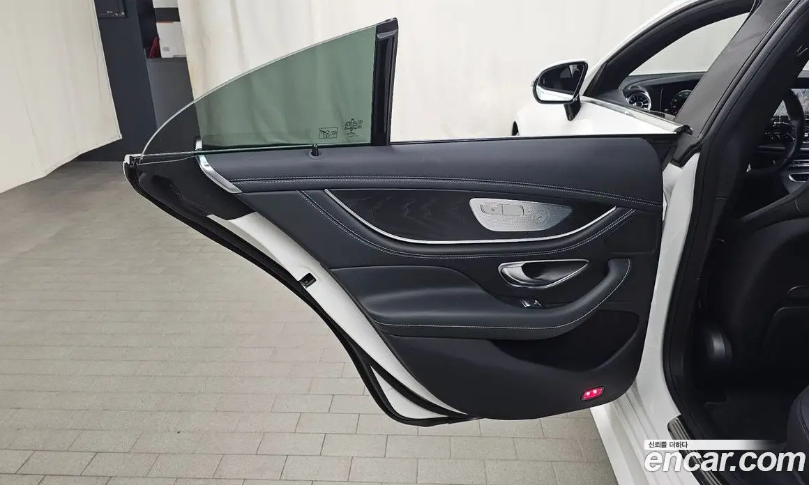 Mercedes-Benz CLS-Class 2022 2.0 автомат (гидро), фото 15