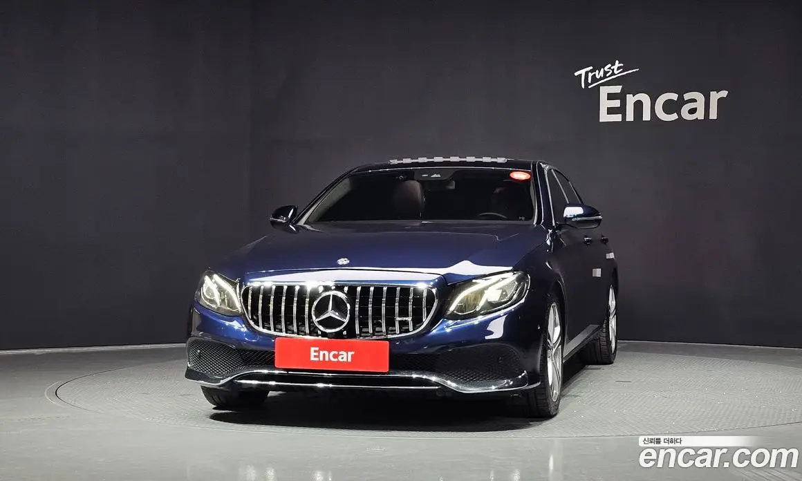 Mercedes-Benz E-Class 2018 2.0 автомат (гидро), фото 3