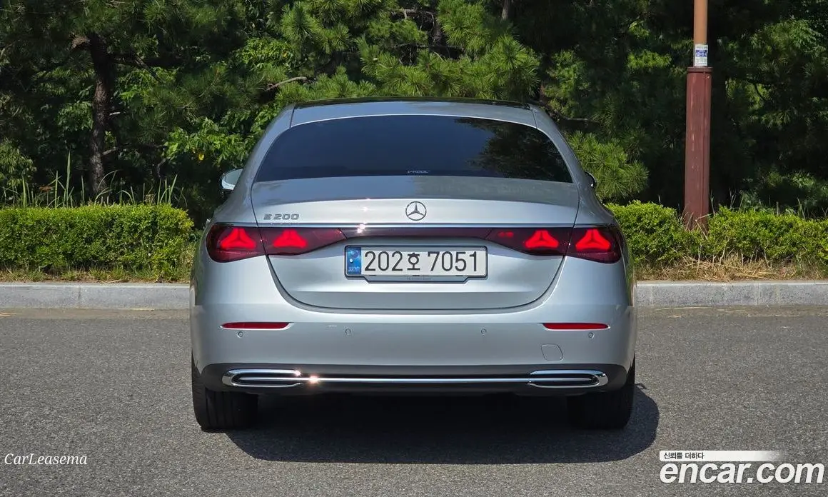 Mercedes-Benz E-Class 2025 2.0 автомат (гидро), фото 4 Mercedes-Benz E-Class 2025 2.0 автомат (гидро), фото 4
