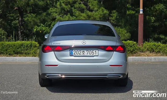 Mercedes-Benz E-Class 2025 2.0 автомат (гидро), миниатюра 4 Mercedes-Benz E-Class 2025 2.0 автомат (гидро), миниатюра 4
