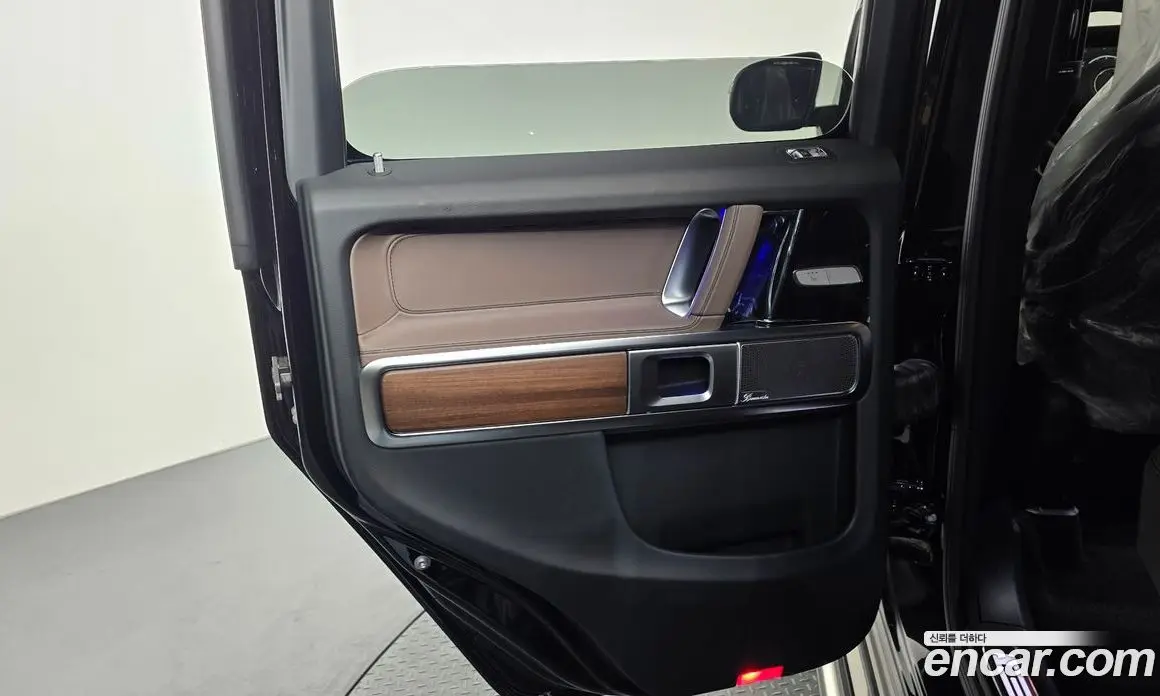 Mercedes-Benz G-Class 2025 3.0 автомат (гидро), фото 15