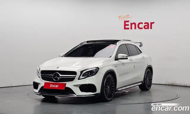 Mercedes-Benz GLA-Class 2019 2.0 автомат (гидро), миниатюра 1