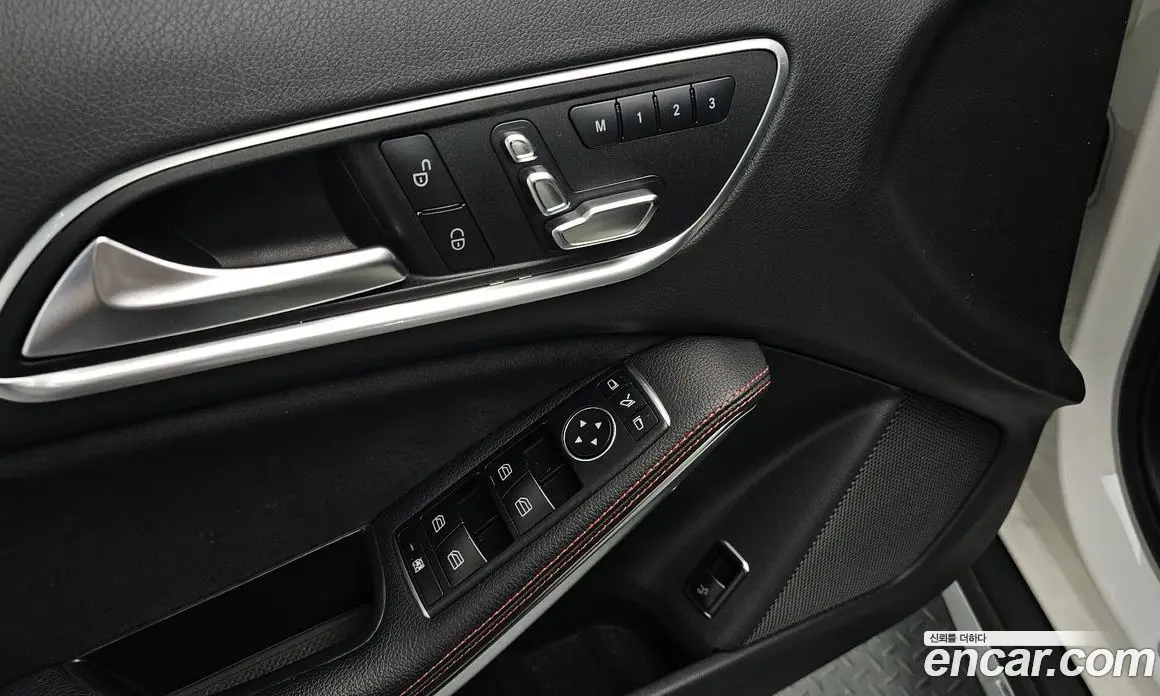 Mercedes-Benz GLA-Class 2019 2.0 автомат (гидро), фото 23