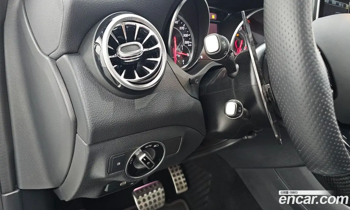 Mercedes-Benz GLA-Class 2019 2.0 автомат (гидро), фото 24