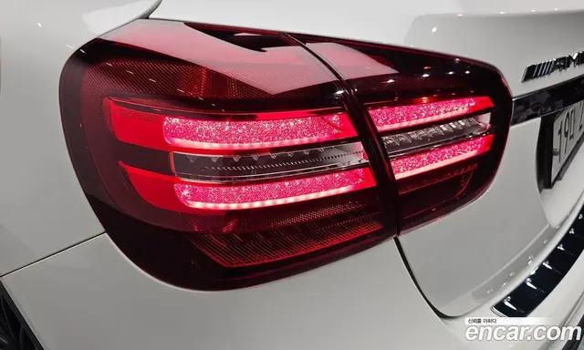 Mercedes-Benz GLA-Class 2019 2.0 автомат (гидро), миниатюра 9