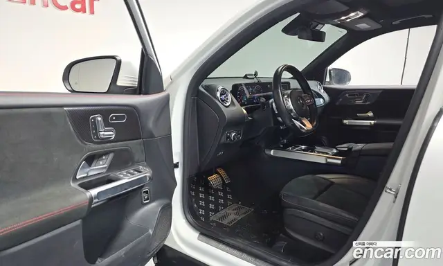 Mercedes-Benz GLB-Class 2021 2.0 автомат (гидро), миниатюра 10 Mercedes-Benz GLB-Class 2021 2.0 автомат (гидро), миниатюра 10