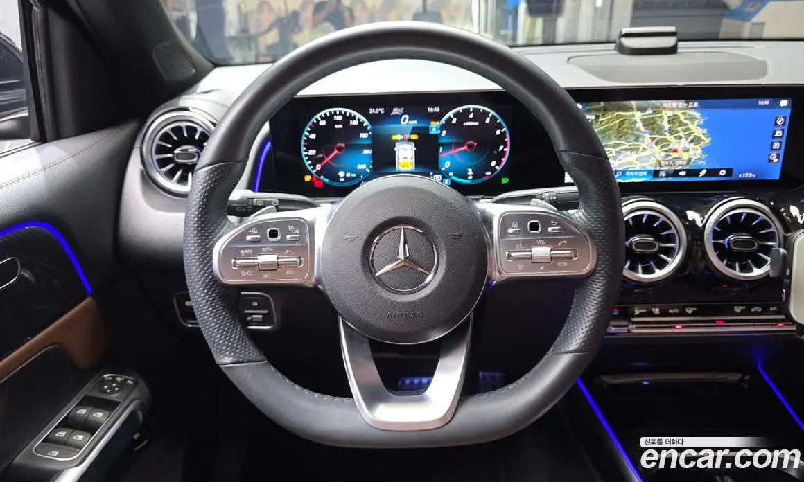 Mercedes-Benz GLB-Class 2023 2.0 автомат (гидро), фото 19