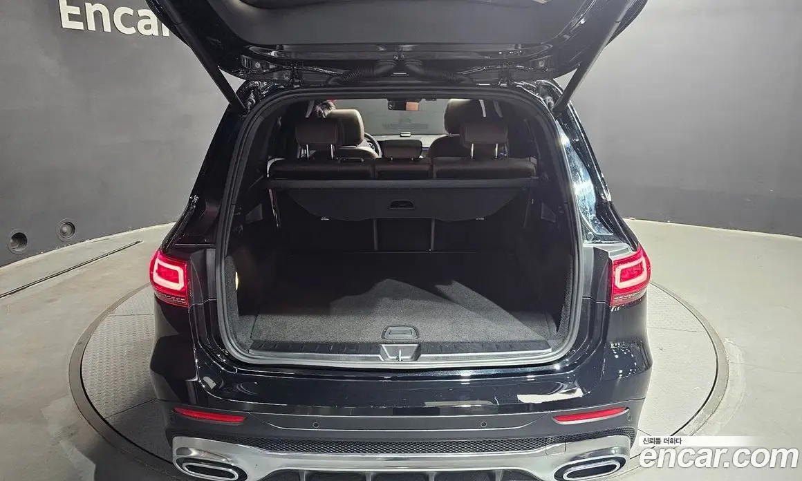 Mercedes-Benz GLB-Class 2023 2.0 автомат (гидро), фото 29