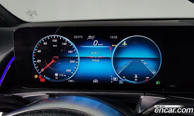 Mercedes-Benz GLB-Class 2023 2.0 автомат (гидро), миниатюра 11