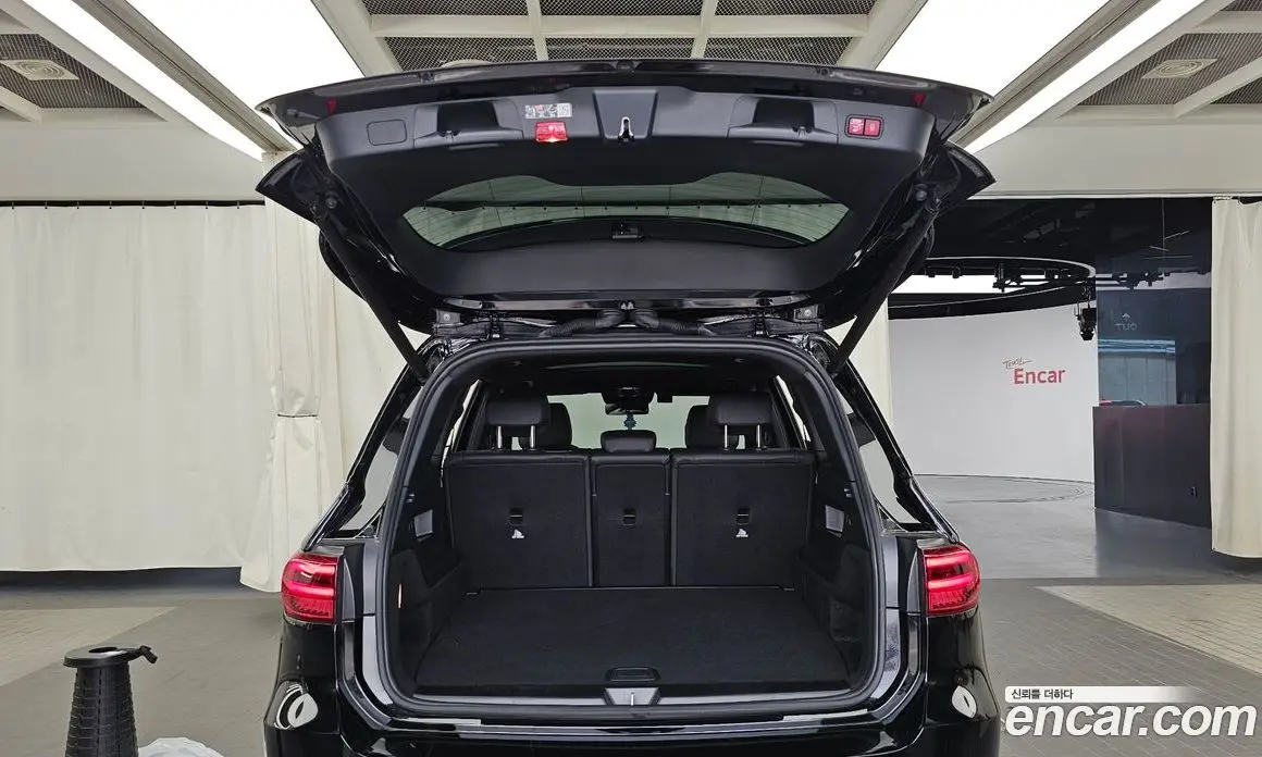 Mercedes-Benz GLB-Class 2024 1.9 автомат (гидро), фото 26