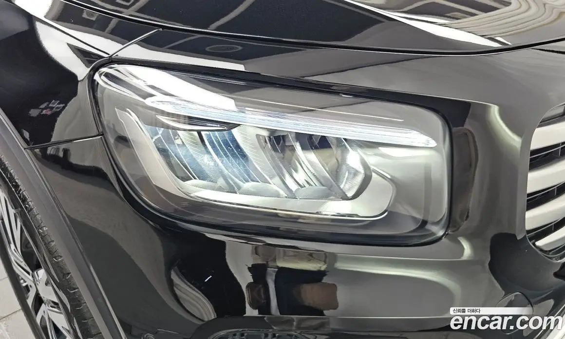 Mercedes-Benz GLB-Class 2024 1.9 автомат (гидро), фото 8