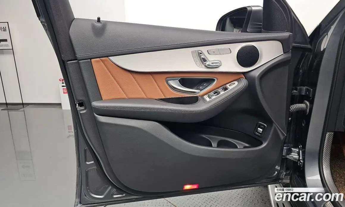 Mercedes-Benz GLC-Class 2022 1.9 автомат (гидро), фото 13