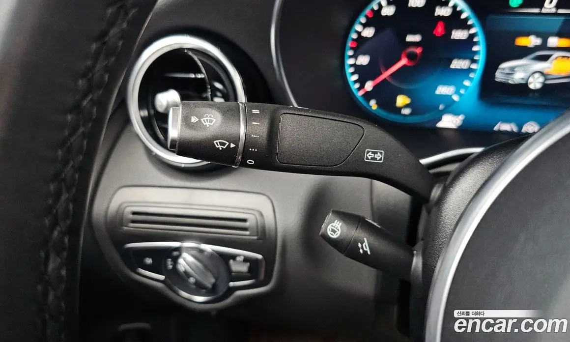 Mercedes-Benz GLC-Class 2022 1.9 автомат (гидро), фото 20