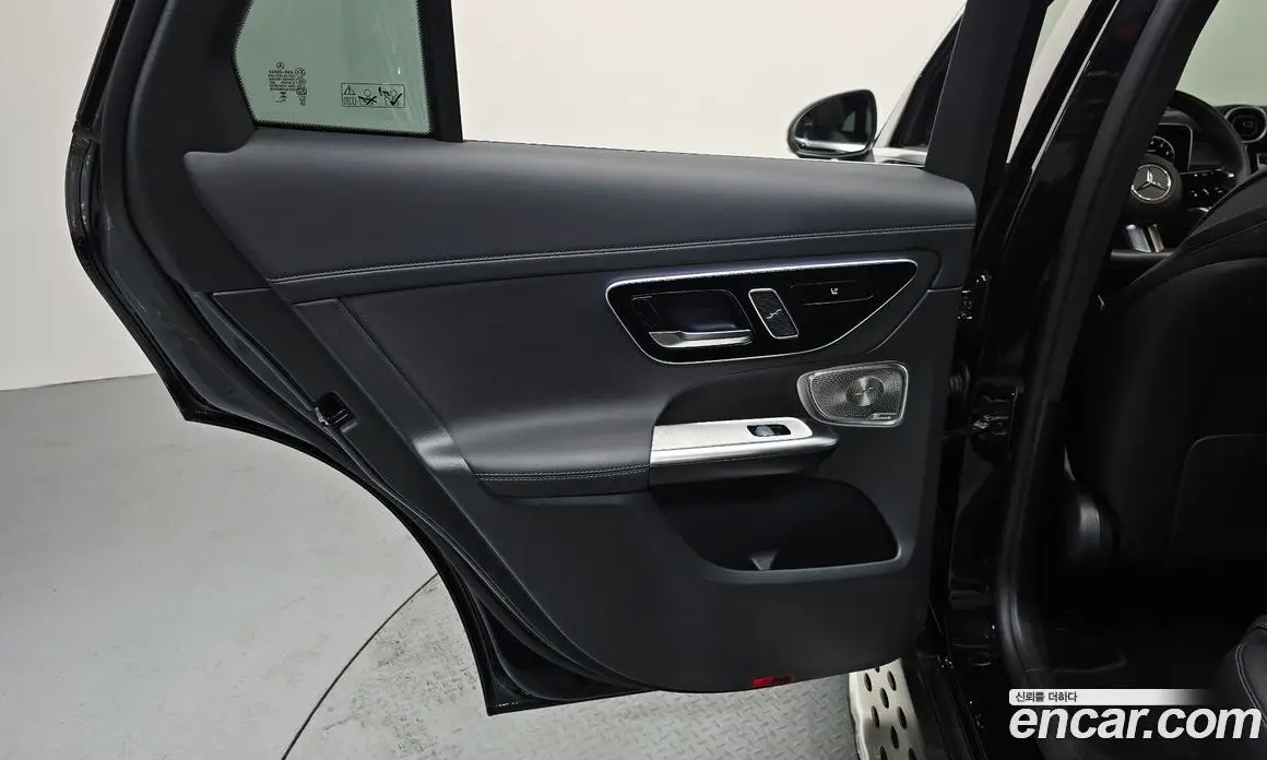 Mercedes-Benz GLC-Class 2024 2.0 автомат (гидро), фото 15