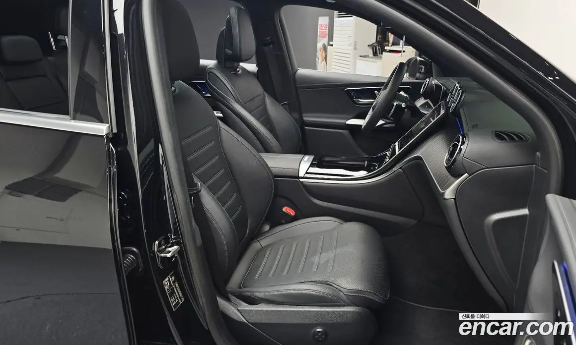 Mercedes-Benz GLC-Class 2024 2.0 автомат (гидро), фото 16