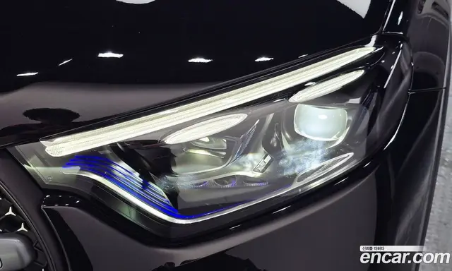 Mercedes-Benz GLC-Class 2024 2.0 автомат (гидро), миниатюра 8