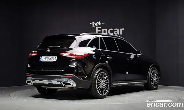 Mercedes-Benz GLC-Class 2024 2.0 автомат (гидро), миниатюра 2