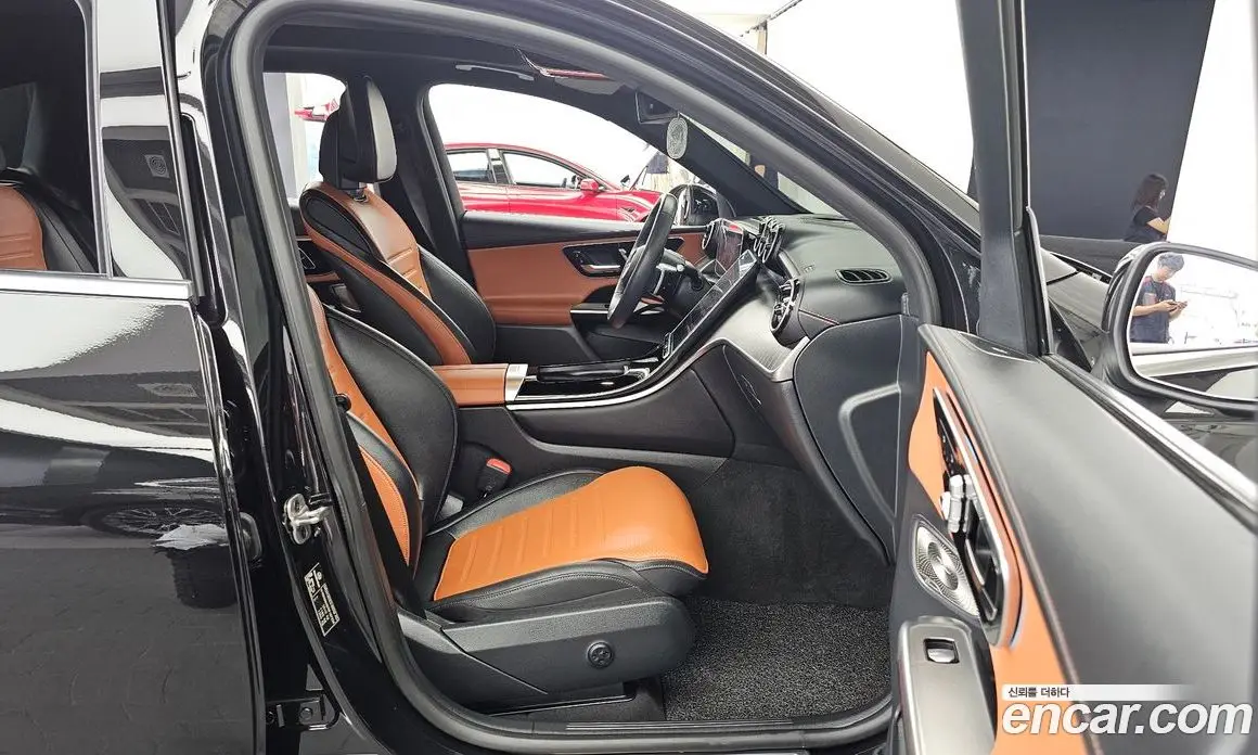 Mercedes-Benz GLC-Class 2024 2.0 автомат (гидро), фото 17