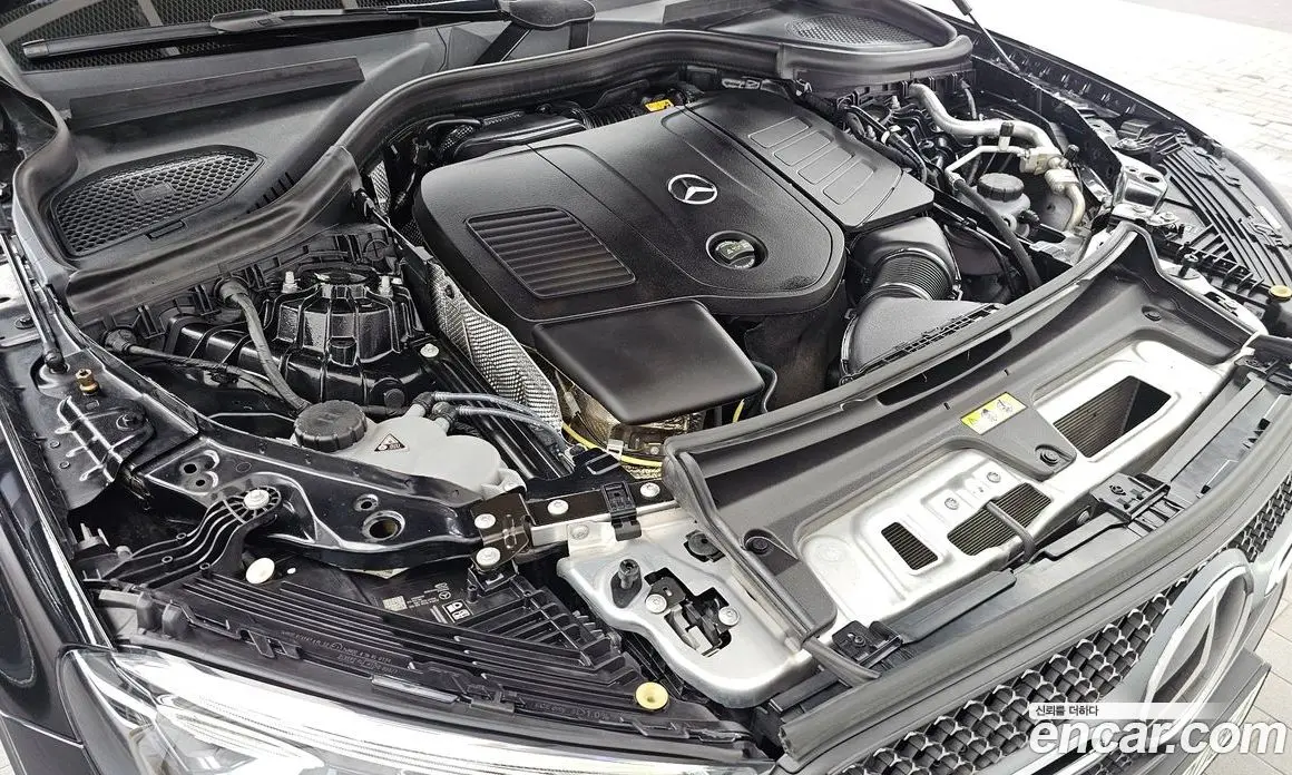 Mercedes-Benz GLC-Class 2024 2.0 автомат (гидро), фото 6