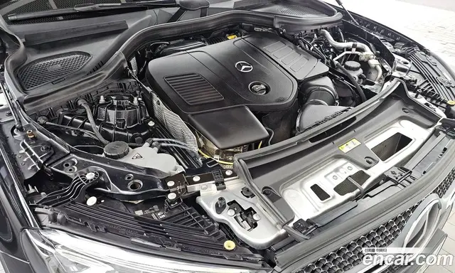 Mercedes-Benz GLC-Class 2024 2.0 автомат (гидро), миниатюра 6