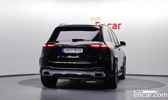 Mercedes-Benz GLE-Class 2023 3.0 автомат (гидро), миниатюра 3