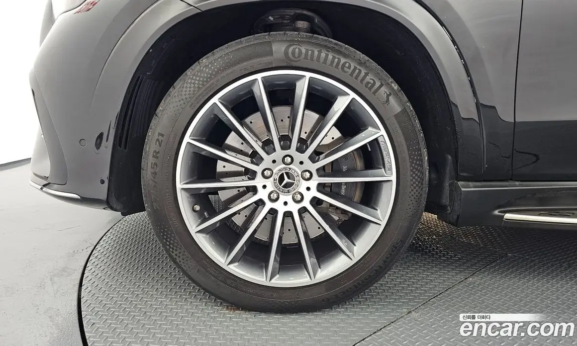 Mercedes-Benz GLE-Class 2023 3.0 автомат (гидро), фото 4